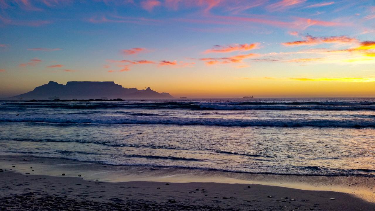 Heaven On Earth - Blouberg Beachfront Self-Catering Apartment Bloubergstrand Zewnętrze zdjęcie