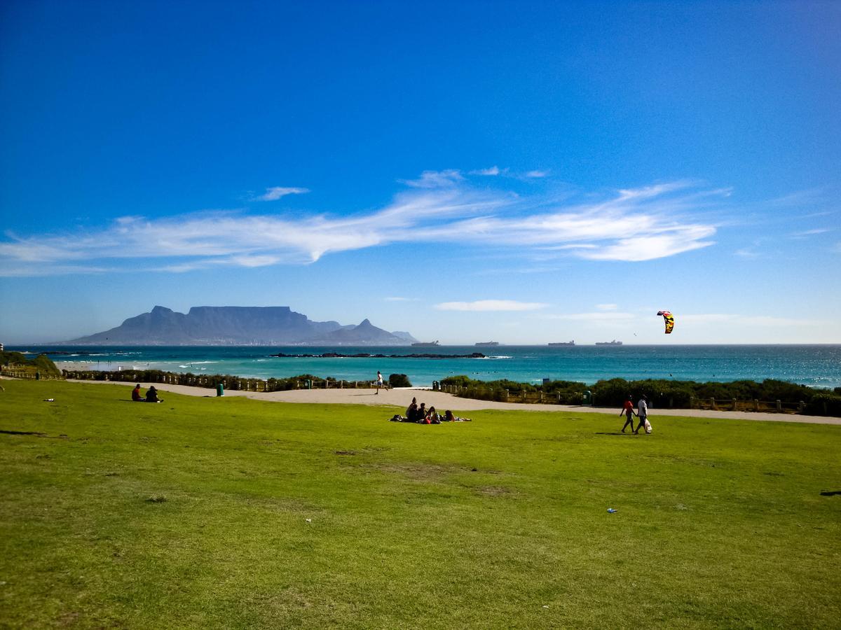 Heaven On Earth - Blouberg Beachfront Self-Catering Apartment Bloubergstrand Zewnętrze zdjęcie