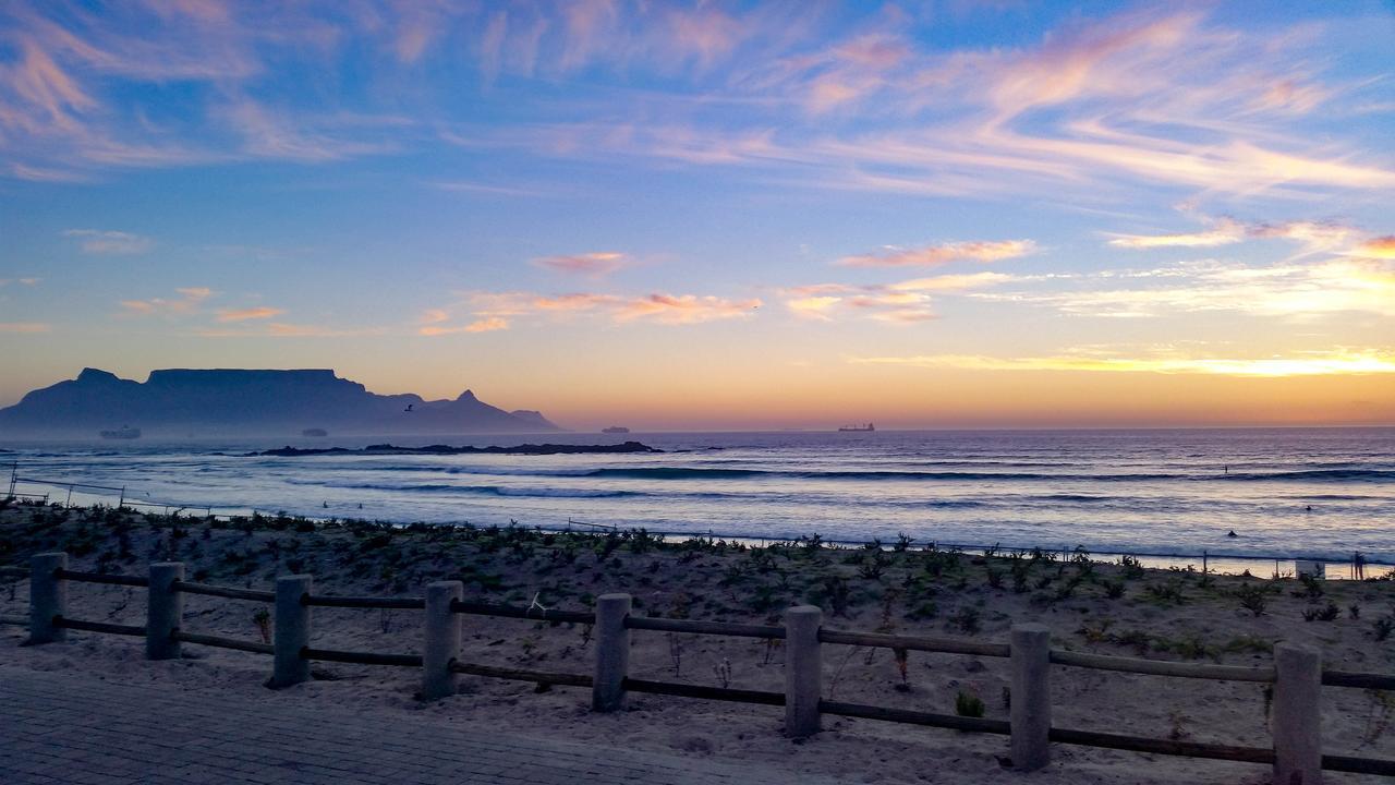 Heaven On Earth - Blouberg Beachfront Self-Catering Apartment Bloubergstrand Zewnętrze zdjęcie